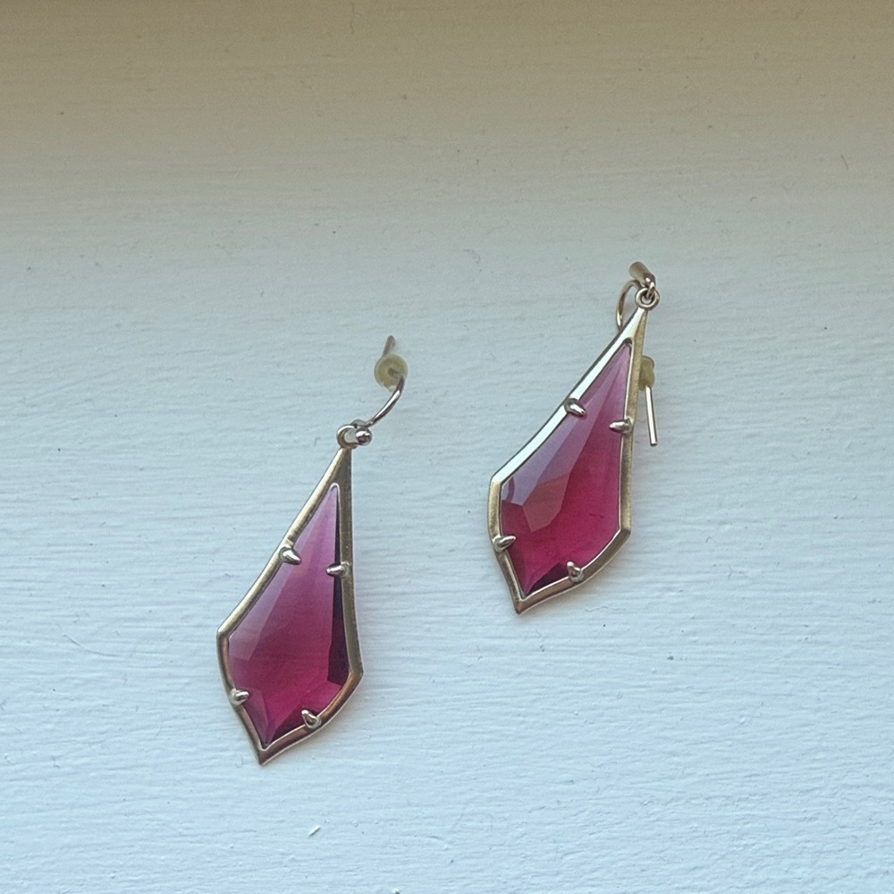 Kendra Scott Burgundy/Fuchsia Geometric Earrings